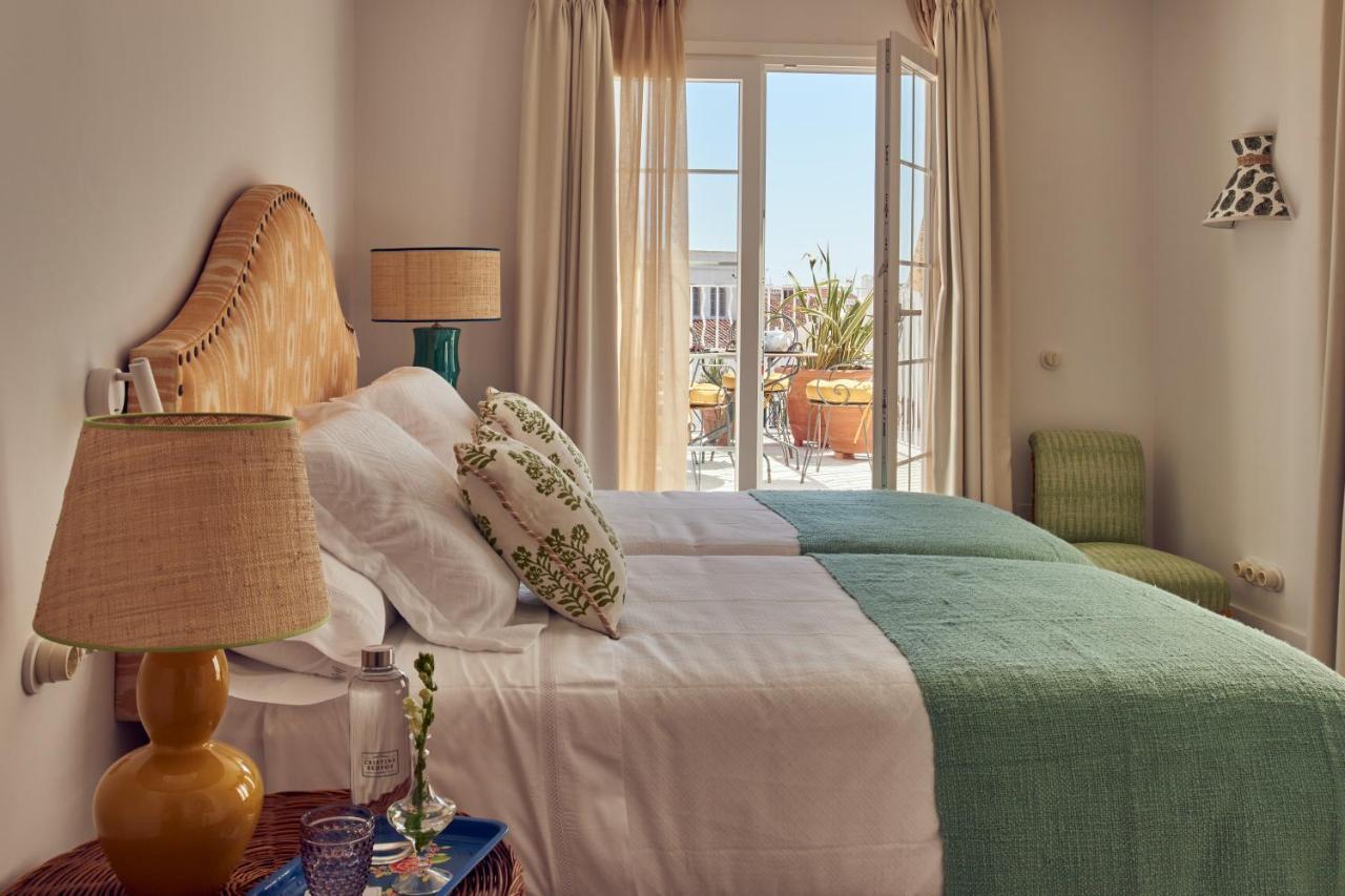 Cristine Bedfor Mahon Hotel Екстериор снимка
